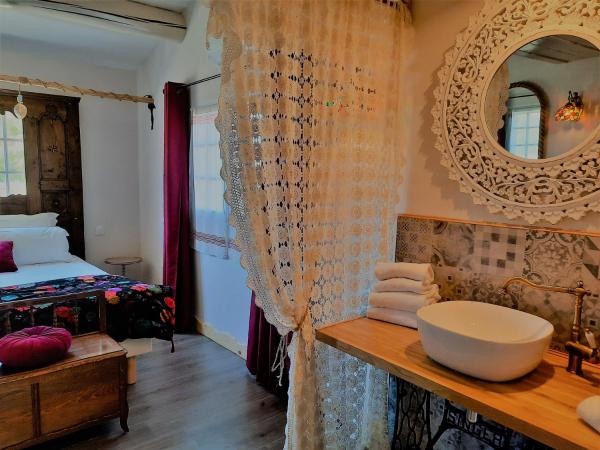 Mas Fandelou : photo 2 de la chambre suite