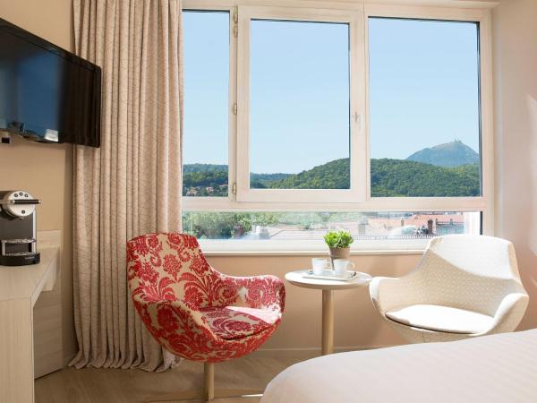 Oceania Clermont Ferrand : photo 4 de la chambre chambre double supérieure