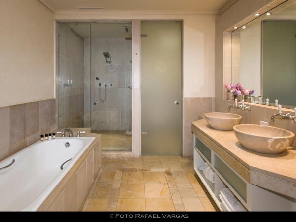 Gran Hotel La Florida G.L Monumento : photo 10 de la chambre suite junior - vue sur ville 