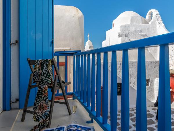 Bluetopia Suites : photo 5 de la chambre suite junior avec vue sur la ville