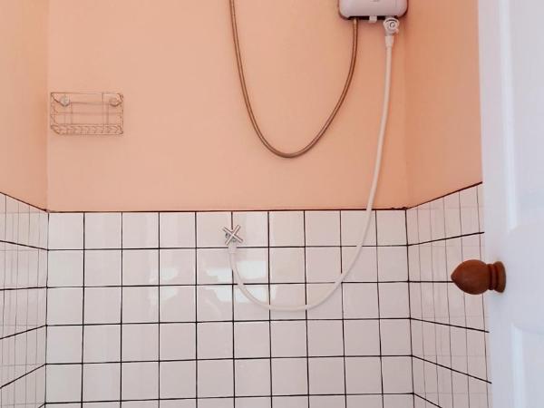 Bangpho Story : photo 10 de la chambre chambre double standard avec salle de bains commune