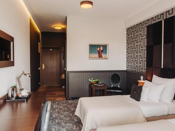 Hotel Luxor : photo 3 de la chambre chambre lits jumeaux