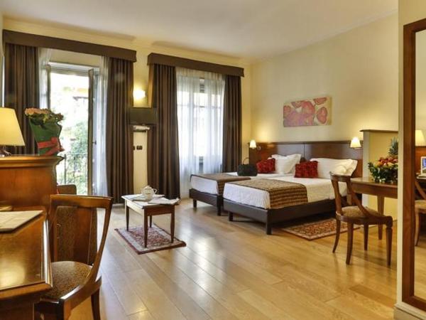 Hotel & Residence Torino Centro - Stazione Porta Susa : photo 1 de la chambre studio