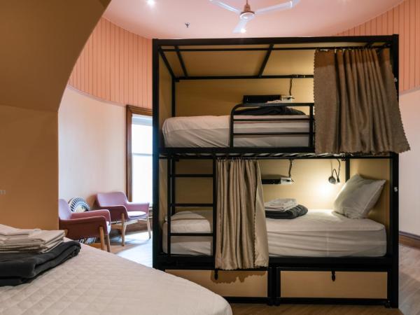 Auberge Jeunesse QBEDS Hostel : photo 2 de la chambre dortoir pour femmes