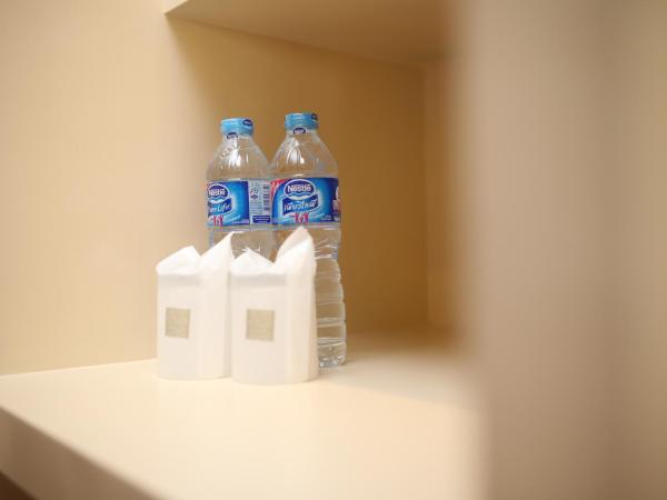 Naka Residence : photo 3 de la chambre chambre deluxe double ou lits jumeaux