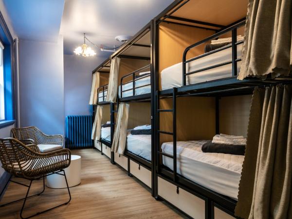 Auberge Jeunesse QBEDS Hostel : photo 2 de la chambre dortoir mixte de 6 lits