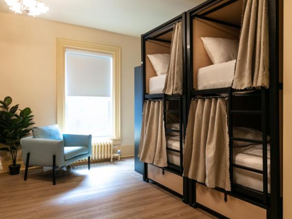 Auberge Jeunesse QBEDS Hostel : photo 4 de la chambre dortoir mixte