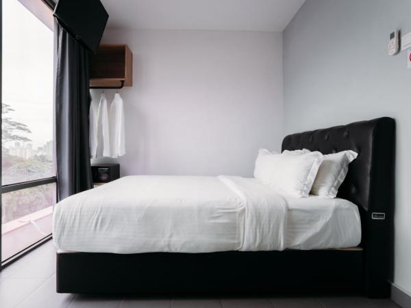 B Lot Hotel : photo 5 de la chambre chambre lit queen-size deluxe