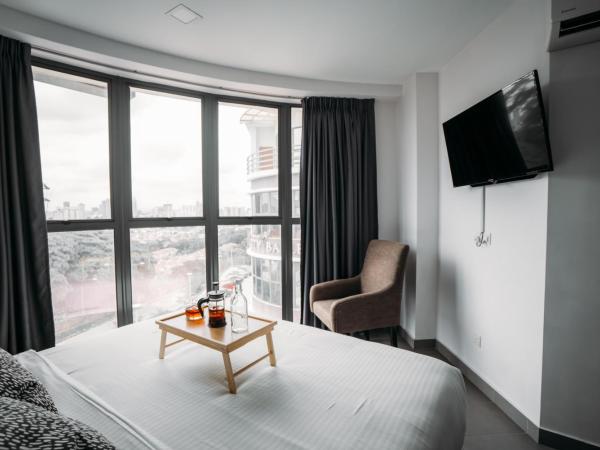 B Lot Hotel : photo 4 de la chambre chambre lit king-size deluxe