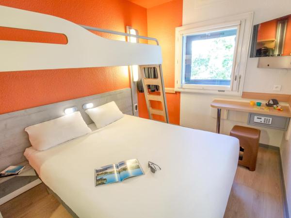 Ibis Budget Marseille Timone : photo 3 de la chambre chambre triple