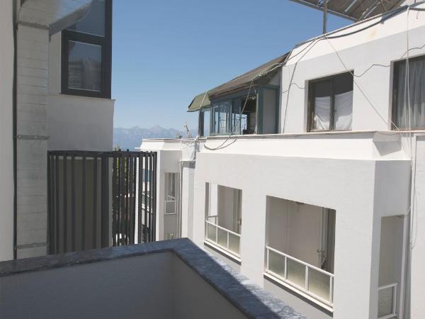 Pure Blanche Hotel : photo 5 de la chambre chambre familiale - vue latérale sur mer