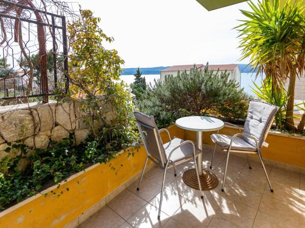 AGA beach suites : photo 1 de la chambre studio