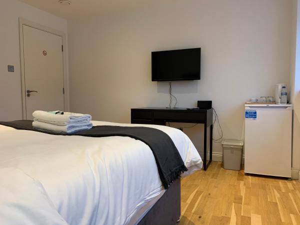 Greenwich Stay : photo 6 de la chambre chambre double avec salle de bains commune