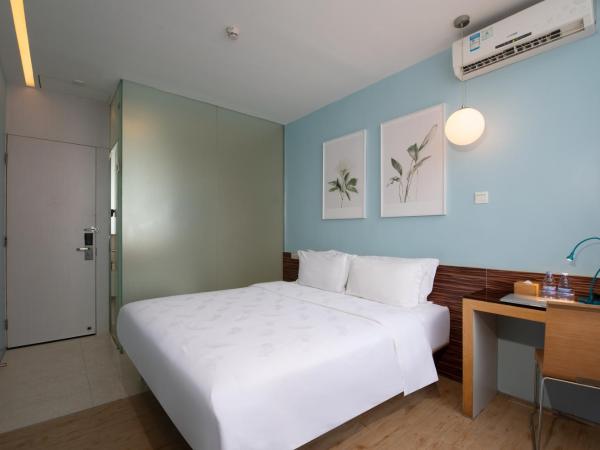 Shenzhen Dongmen Colour Hotel : photo 3 de la chambre chambre standard lit queen-size