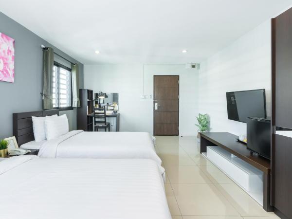 De Botan Srinakarin Hotel & Residence : photo 9 de la chambre chambre lits jumeaux deluxe