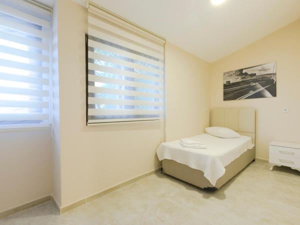 Hayalbaz : photo 5 de la chambre chambre triple - vue sur mer