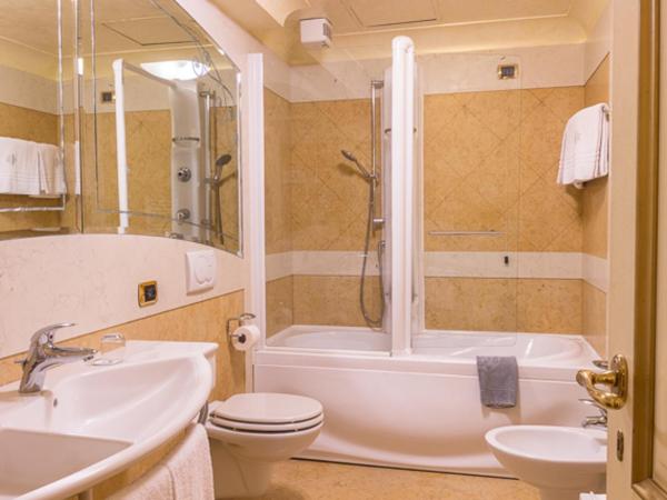 Hotel Colomba d'Oro : photo 5 de la chambre chambre double