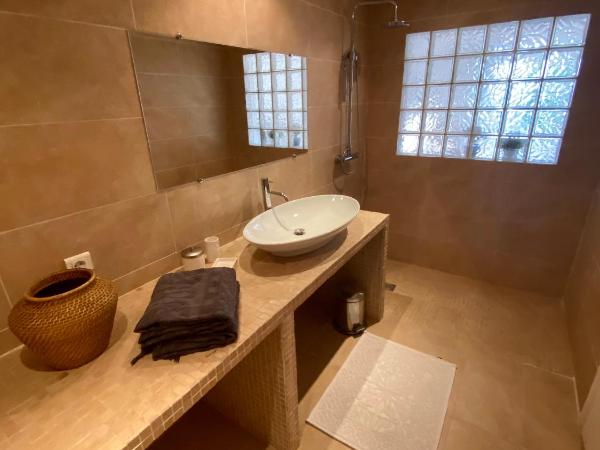 A Casa Bianca : photo 1 de la chambre chambre lit queen-size - vue sur piscine