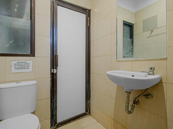 Bungur Inn Syariah : photo 8 de la chambre chambre lit queen-size