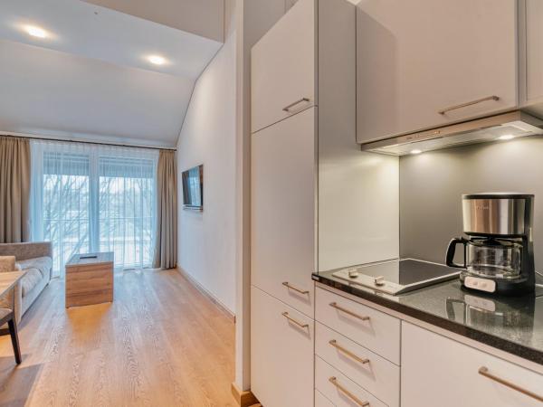 WESTSIDE Hotel : photo 6 de la chambre appartement supérieur