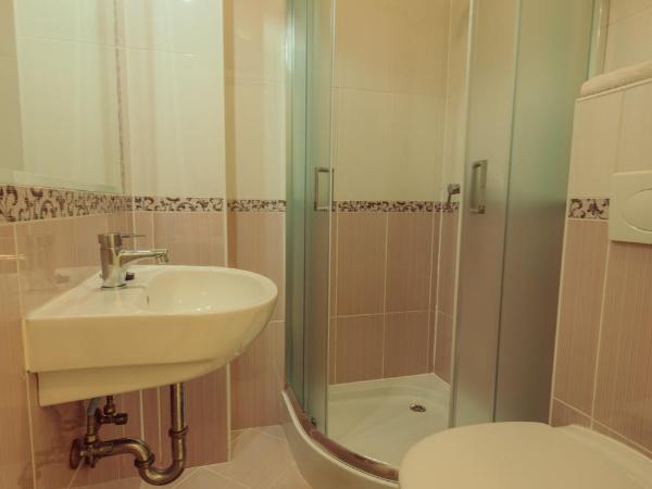 Pater Apartments and Rooms : photo 8 de la chambre chambre double