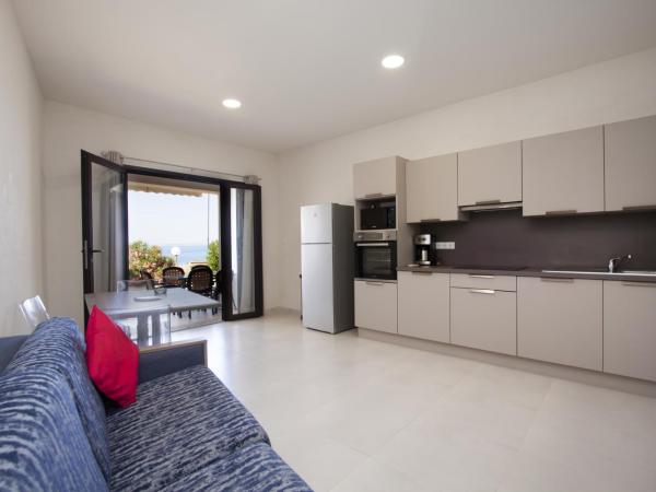 Hôtel et Résidence Ta Kladia - Omigna : photo 3 de la chambre appartement 2 chambres