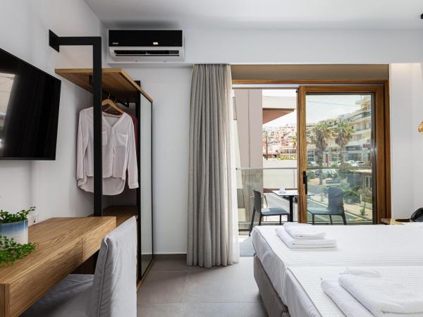 North Coast Seaside Suites : photo 8 de la chambre studio - vue latérale sur mer