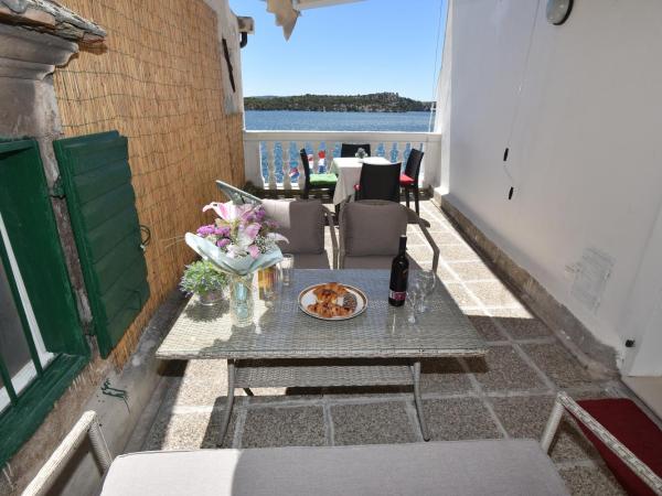 Apartmani Rina : photo 1 de la chambre studio - vue sur mer