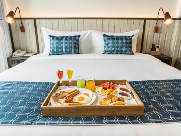 Hotel Amber Sukhumvit 85 : photo 6 de la chambre chambre double ou lits jumeaux deluxe - vue sur ville