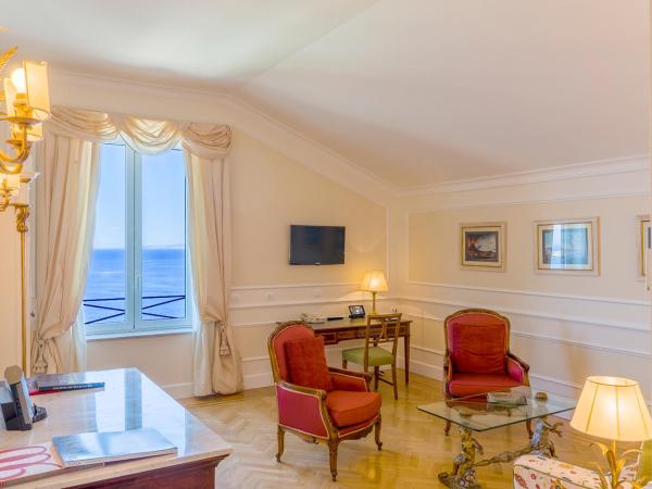 Grand Hotel Excelsior Vittoria : photo 1 de la chambre suite supérieure - vue sur mer