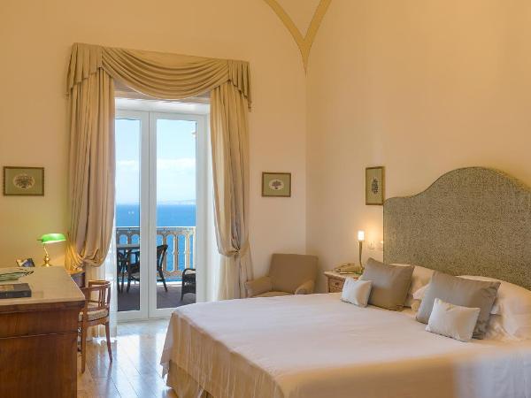 Grand Hotel Excelsior Vittoria : photo 1 de la chambre chambre double deluxe - vue sur mer