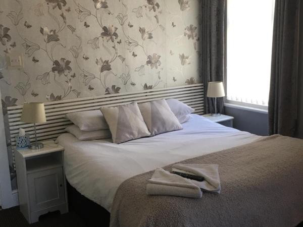 Glenheath Hotel : photo 10 de la chambre chambre triple