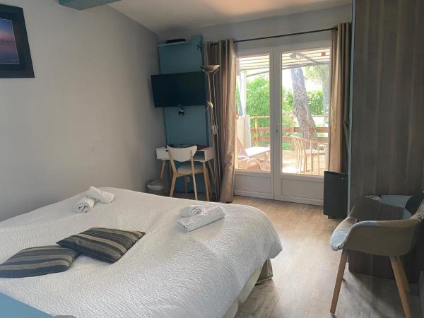 Le Mas Saint Donat : photo 1 de la chambre chambre double