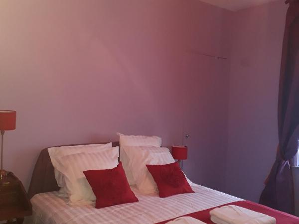 La Maison Bleue de Roubaix : photo 10 de la chambre chambre lit queen-size deluxe
