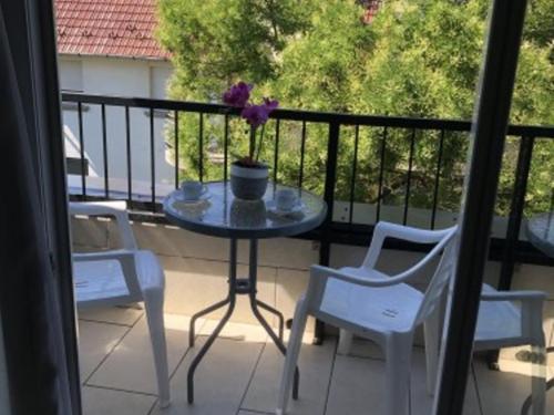 Mosoly Szallashely : photo 7 de la chambre chambre familiale avec balcon