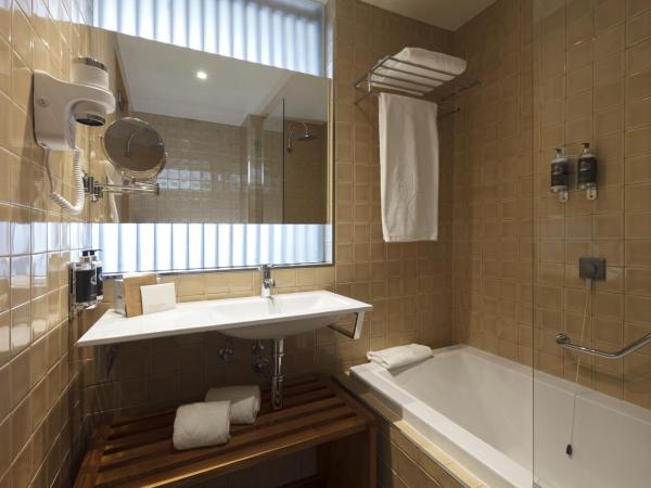 NEYA Porto Hotel : photo 10 de la chambre suite - vue sur rivière