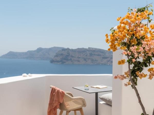 Aspaki by Art Maisons : photo 8 de la chambre suite troglodyte avec piscine privée - vue sur volcan