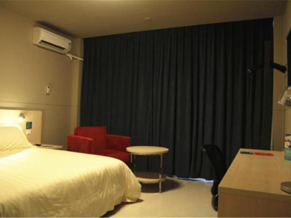 Jinjiang Inn - Economic Development Wujiang : photo 2 de la chambre chambre supérieure lit queen-size