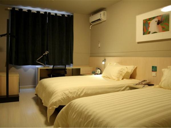 Jinjiang Inn - Economic Development Wujiang : photo 2 de la chambre chambre lits jumeaux supérieure