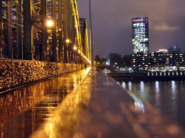 Lovely Studio Cologne West - Neues Momomotel : photo 10 de la chambre chambre double Économique