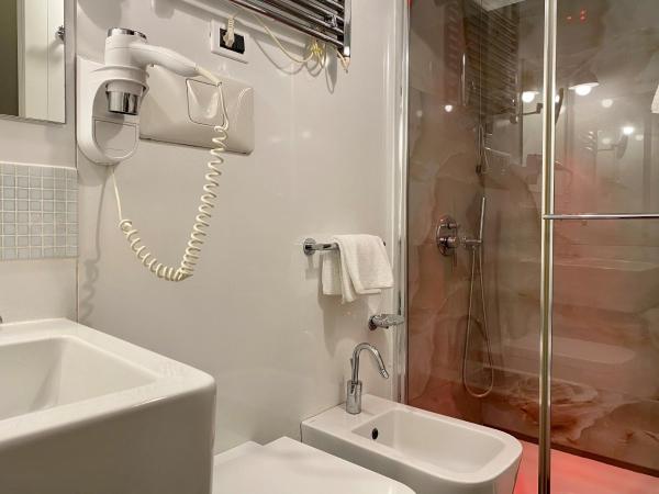 Hotel Il Guercino : photo 9 de la chambre chambre double ou lits jumeaux