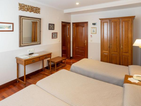 Hotel Leku Eder : photo 2 de la chambre chambre triple