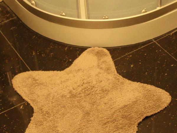 Lovely Studio Cologne West - Neues Momomotel : photo 8 de la chambre chambre double