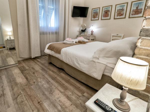 BandBFirenze 8 Cittadella 8 : photo 4 de la chambre chambre double ou lits jumeaux