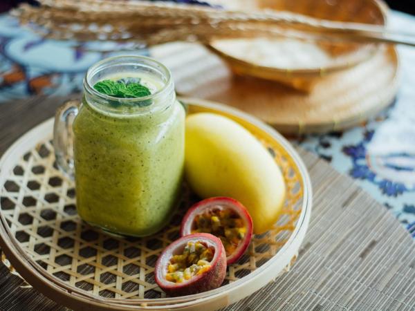 Mercure Bangkok Sukhumvit 11 : photo 5 de la chambre chambre lit king-size de luxe avec baignoire