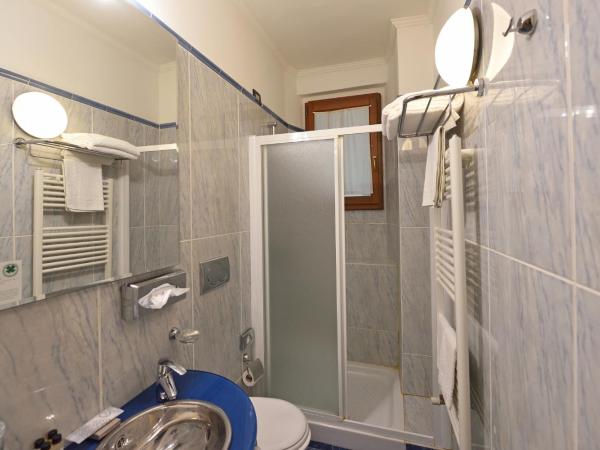 Relais La Corte di Cloris : photo 5 de la chambre chambre double ou lits jumeaux supérieure