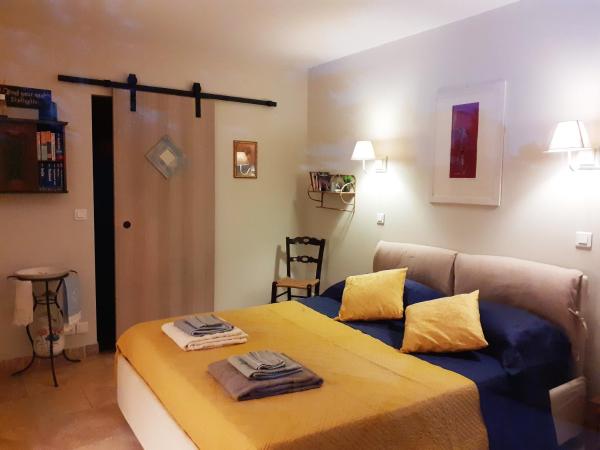 Vintage Provence : photo 9 de la chambre studio avec vue sur jardin