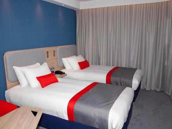 Holiday Inn Express Cardiff Bay, an IHG Hotel : photo 5 de la chambre chambre lits jumeaux standard
