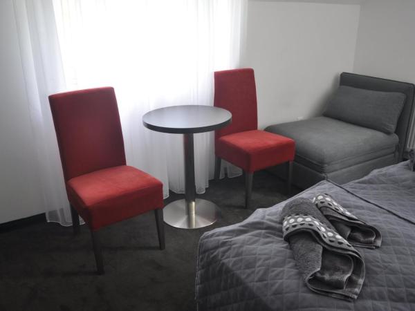 Villa Karpacz : photo 7 de la chambre chambre triple avec balcon