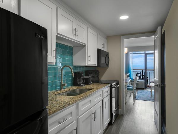 Grande Cayman Resort : photo 4 de la chambre oceanfront two queen suite